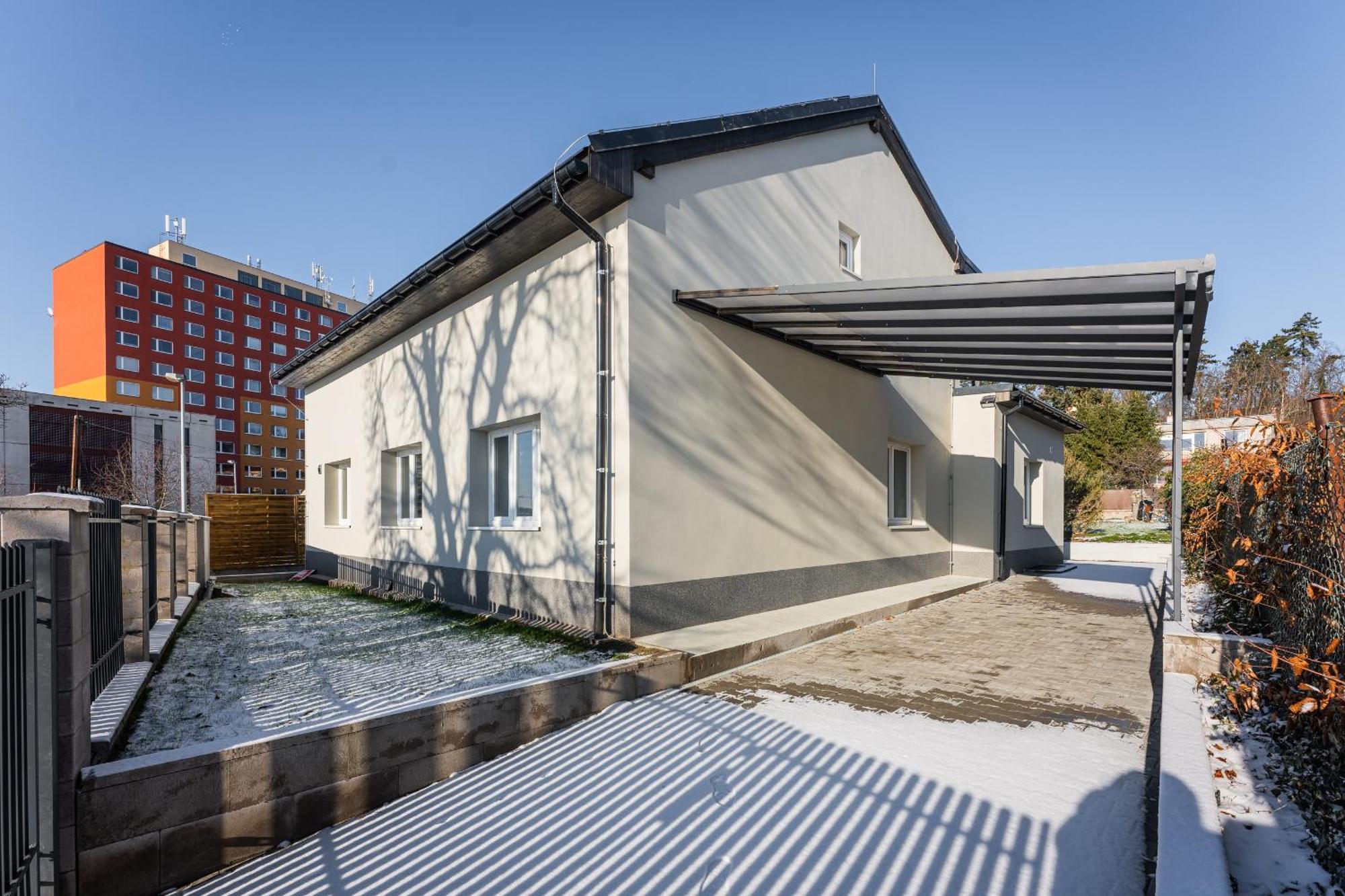 Apartmany Praha-Modrany 외부 사진